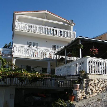 Apartments Zdenka Marina Exterior foto